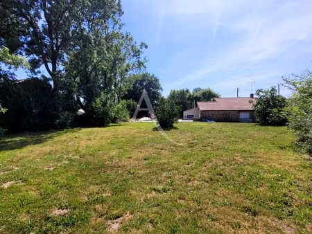 en vente terrain non constructible 451 m² – 35 100 € |le champ-saint-père