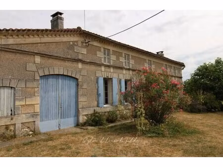 en vente maison 320 19 m² – 160 000 € |montendre