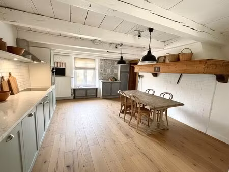 maison saint cergues 160.50 m2
