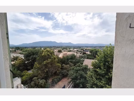 vente appartement 3 pièces 65 m² à pourrières (83910)  229 000 €