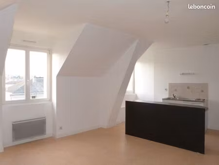 t2 38m² idéal pour elève infirmier(e) rentrée 02-2027