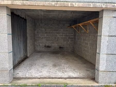 location garage 15 m2