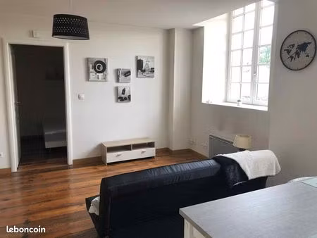 t2 meublé 42m2