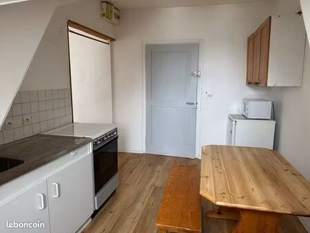 loue studio meublé