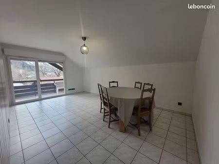 appartement 3 pièces 61 m²