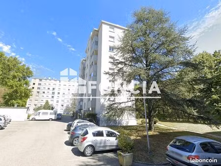appartement 4 pièces 61 m²