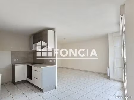 appartement 4 pièces 77 m²