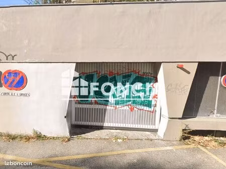 parking grenoble