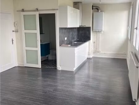 studio moderne 28 m²