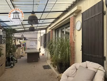 berre-location villa t5/6