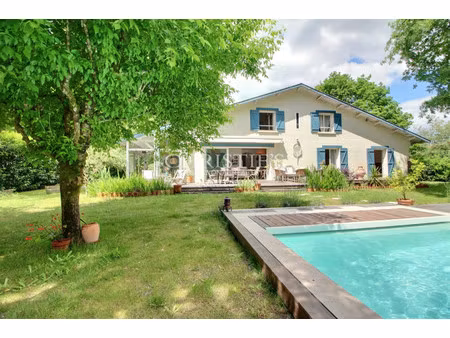 maison de luxe à vendre à bordeaux