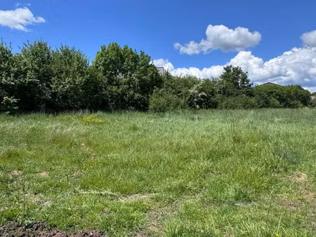 vente terrain 657 m² à aurillac (15000)  49 275 €