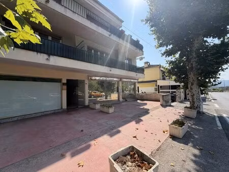 contes - hyper centre - local commercial