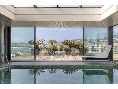 cannes croisette – palm beach – penthouse d’exception avec vue mer panoramique