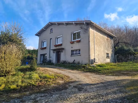 maison 5 pièce(s) 205 m2