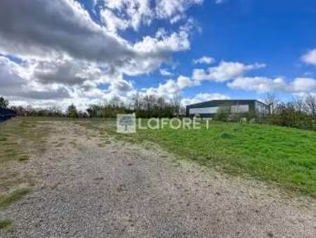 vente terrain à bressuire (79300) : à vendre / 3416m² bressuire
