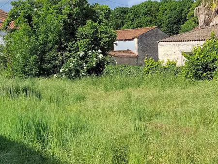vente terrain 363 m² à vérines (17540)  94 500 €