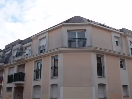 place de parking a louer immediatement quartier saint seurin