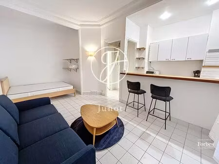 paris 18e - rue damrémont / lamarck-caulaincourt - studio meublé à louer - 24 10m² carrez 