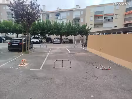 parking à louer au grau-du-roi