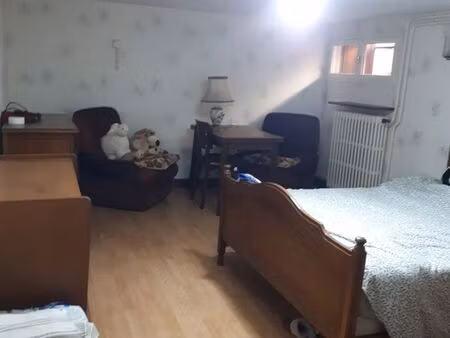 loue chambre meublee