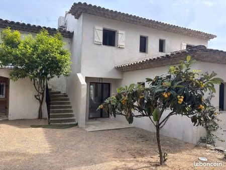 villa provençale 5 chambres