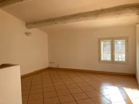 location appartement 3 pièces 53 m² à eguilles (13510)  877 €