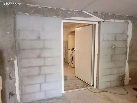 locaux d’activité / stockage à louer