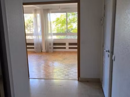 location appartement 6 pièces 108 m² à sucy-en-brie (94370)  1 645 €