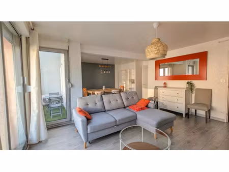 location meublée appartement 4 pièces 99.55 m² à lyon 3ème (69003)  1 789 €