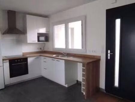 location maison au may-sur-èvre (49122) : à louer / 74m² le may-sur-èvre