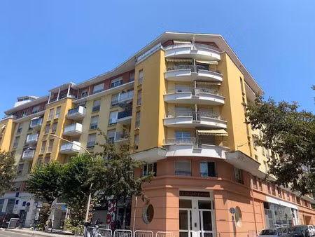 vente appartement 2 pièces 41 m² nice (06300)