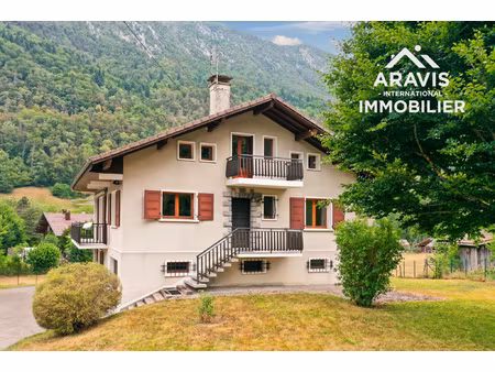 exclusivité - maison familiale avec vue panoramique sur les