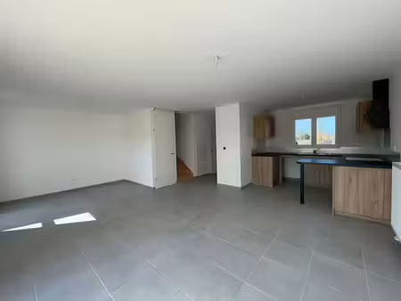 location maison 4 pièces 86 m² à rots (14980)