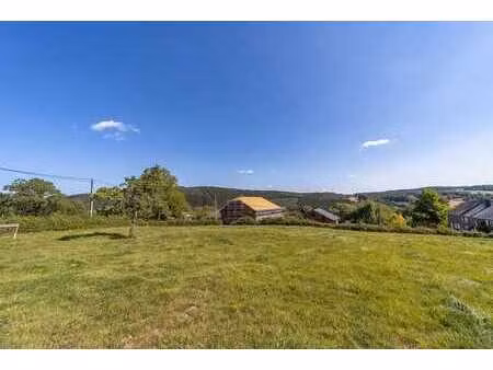 superbe parcelle à bâtir avec vue à vendre à lodomez (lot1)