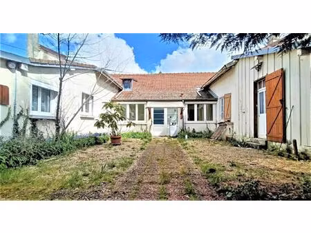 maisons d'habitation f5 + f2 sur terrain de 836 m2