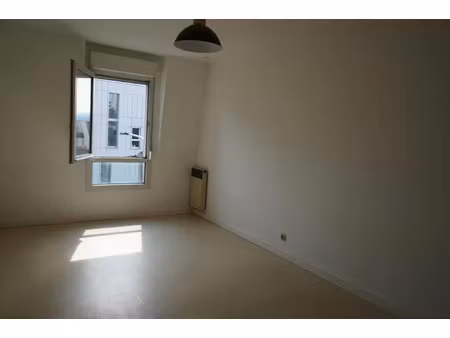 location appartement 1 pièce 23.49 m² à dijon (21000)  430 €