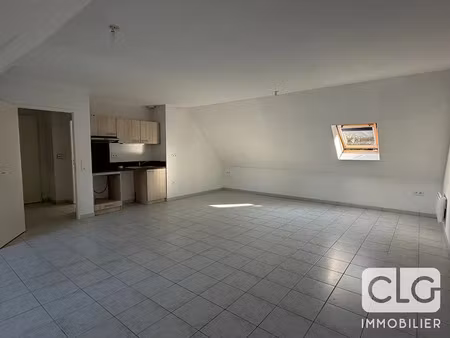 location appartement 2 pièces 54.63 m² à pleyben (29190)  425 €