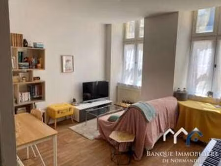 location appartement 2 pièces à bayeux (14400) : à louer 2 pièces / 32m² bayeux