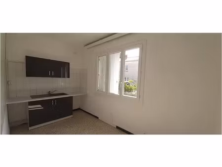location appartement 4 pièces 89 m² à bessèges (30160)  522 €