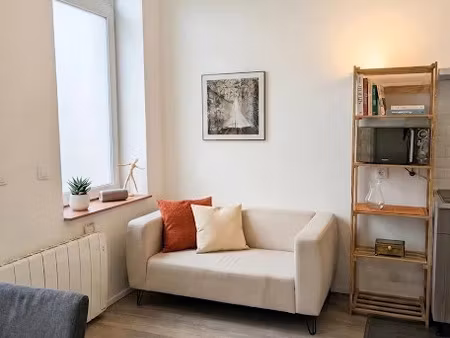 location meublée appartement 2 pièces 23 m² à roubaix (59100)  670 €
