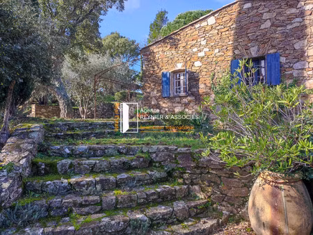 mas à vendre à le plan-de-la-tour