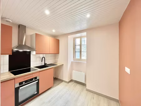 location appartement 1 pièce 27 m² à saint-junien (87200)