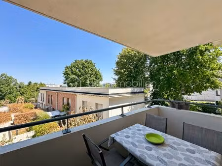 appartement de 49 m² à combs-la-ville