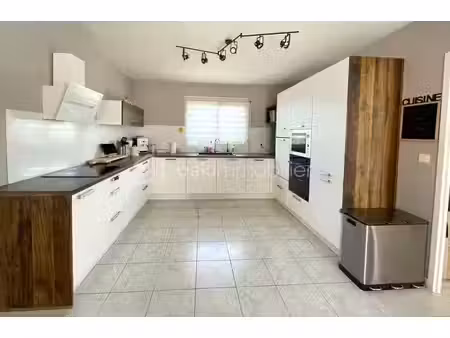 maison de 119 m² à le cailar