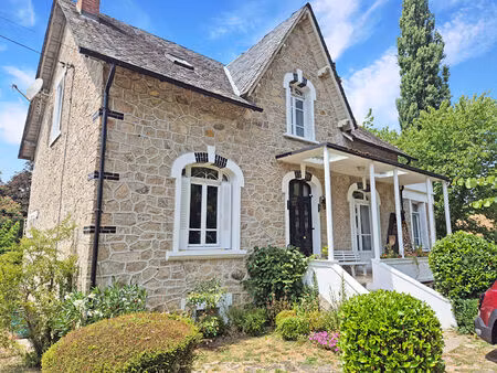 corrèze. argentat-sur-dordogne. magnifique maison de 4 chambres avec garage et jardins de 
