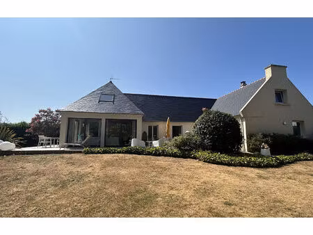 clohars-fouesnant : maison t6 avec garages  aux portes de bénodet