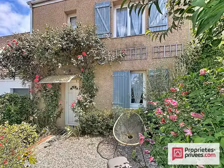 coup de coeur à touques ? maison de 100 m² rénovée avec jardin intimiste et garage à 5 min