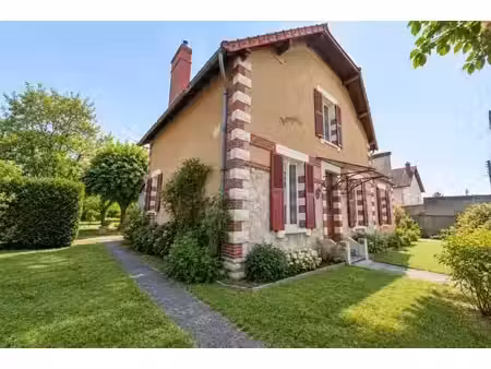 vente maison 7 pièces 138 m² à saint-germain-du-puy (18390)  179 990 €