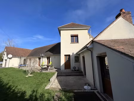 vente villa 6 pièces 220 m² à boussac (23600)  214 000 €
